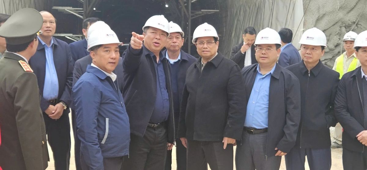 Thủ tướng kiểm tra tiến độ dự án Cao tốc Đồng Đăng - Trà Lĩnh.