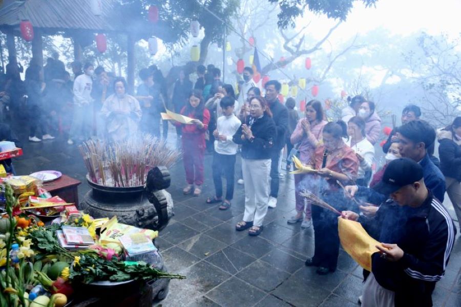 Hà Tĩnh khai hội chùa Hương Tích