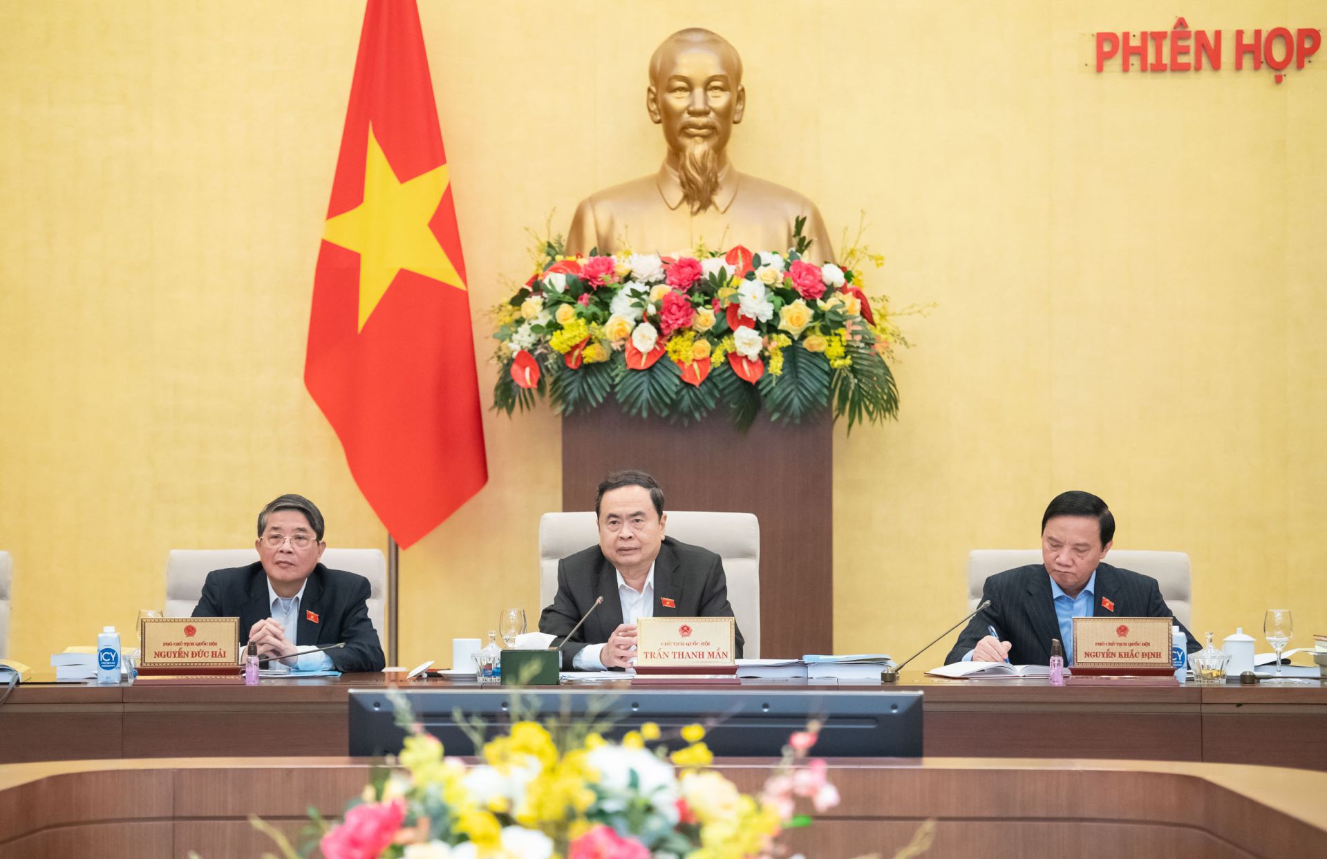 Ủy viên Bộ Chính trị, Chủ tịch Quốc hội Trần Thanh Mẫn phát biểu chỉ đạo tại Phiên họp