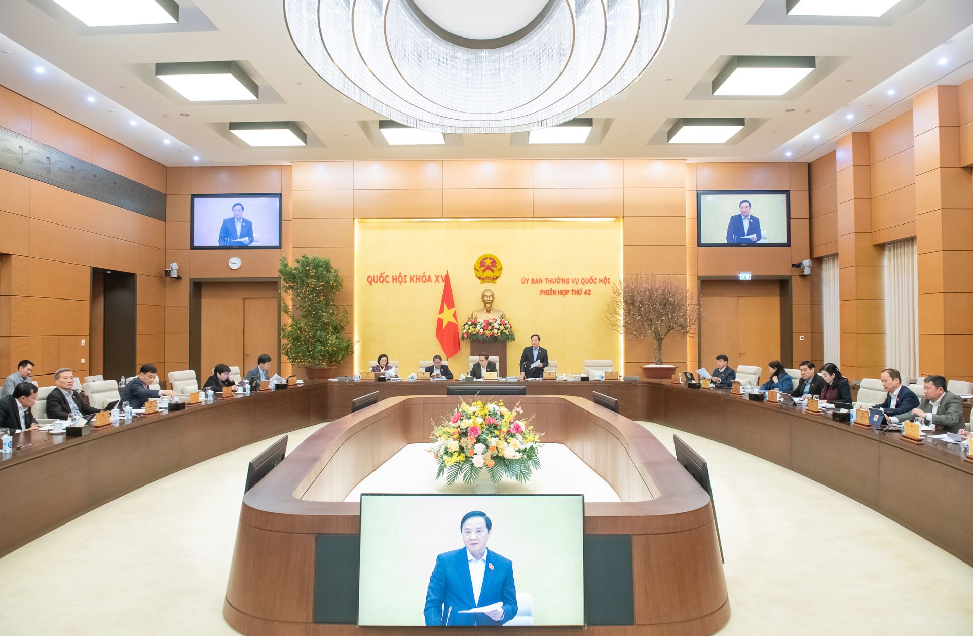 Sửa đổi Luật Tổ chức Chính phủ: Đẩy mạnh phân cấp, phân quyền; tổ chức bộ máy hoạt động hiệu lực, hiệu quả