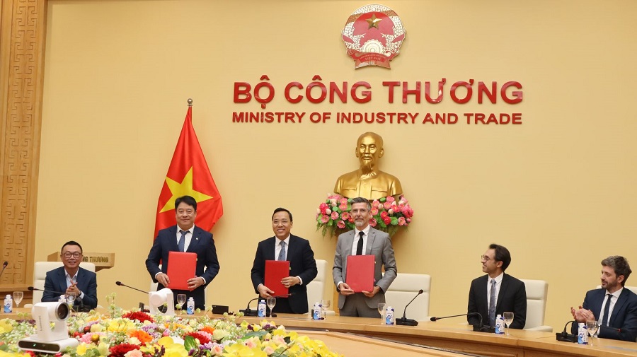 Ký Biên bản bàn giao và tiếp nhận Nhà máy điện BOT Phú Mỹ 2.2 Ký Biên bản bàn giao và tiếp nhận Nhà máy điện BOT Phú Mỹ 2.2