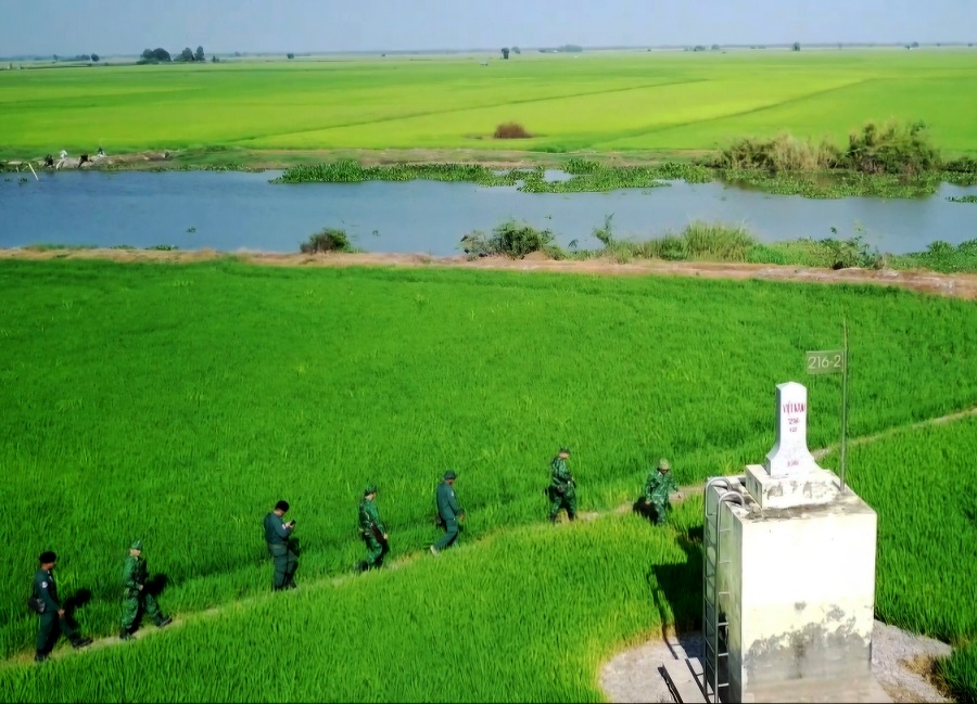 Hai bên đã tiến hành tuần tra song phương đoạn biên giới dài 4,238 km, từ Mốc 216/2 đến Mốc 220