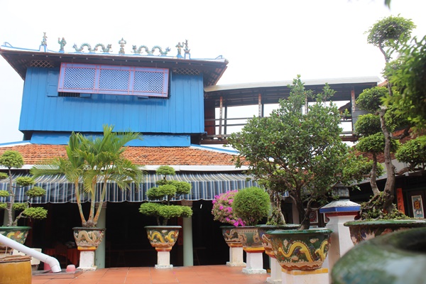 Một góc trong quần thể di tích Nhà Lớn