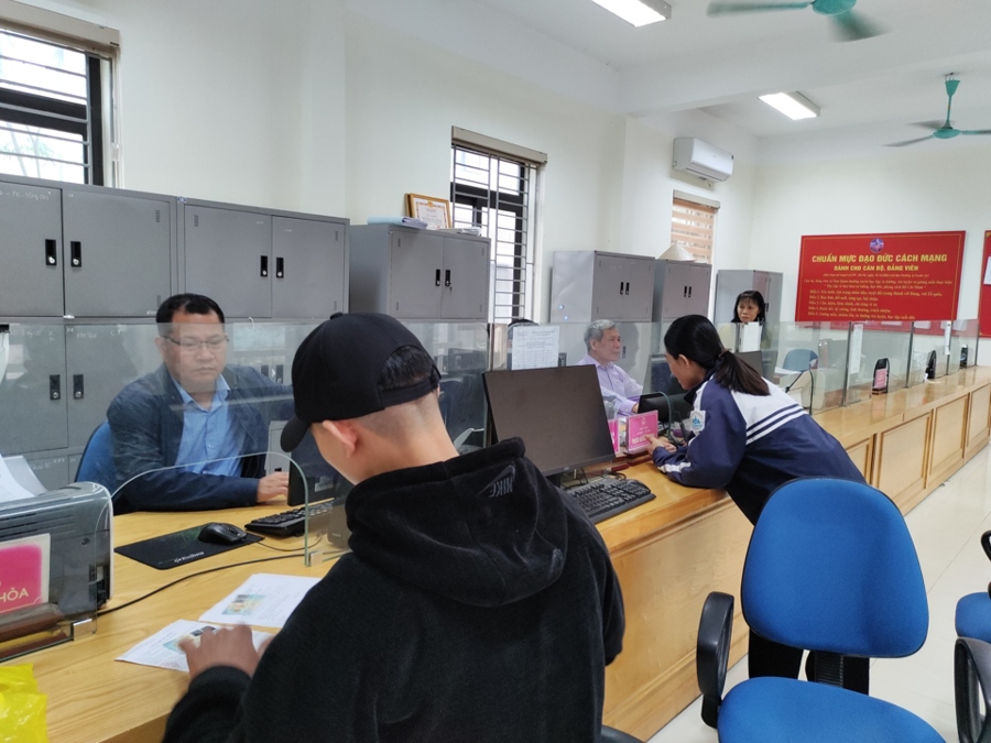 Cán bộ, công chức, viên chức tại Vĩnh Phúc phải đạt tối thiểu 70 điểm (trong thang điểm 100) mới được giữ lại làm việc.