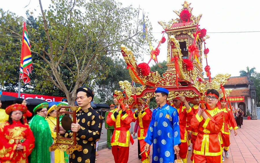 Lễ hội Khai ấn đền Trần xuân Ất Tỵ 2025 tổ chức từ ngày 8-13/2 (tức từ 11-16 tháng Giêng).