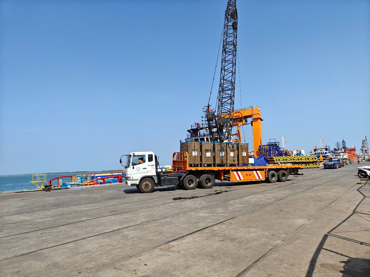 PVChem triển khai thực hiện giao hàng dung dịch khoan ngay trong những ngày đầu năm mới Ất Tỵ