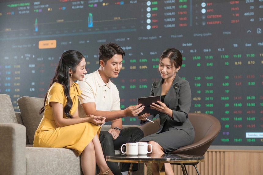 Chứng khoán phiên chiều 12/2: Giao dịch thận trọng khiến VN-Index quay đầu giảm điểm
