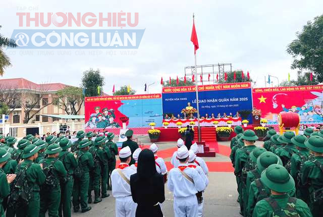 TP.Đà Nẵng có tổng cộng 1.444 công dân nhập ngũ, trong đó có 1.100 công dân (5 nữ)