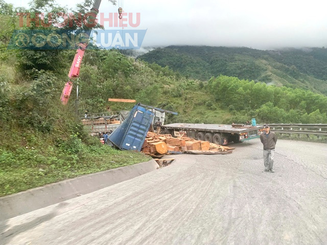 Hiện trường sảy ra tai nạn Hiện trường sảy ra tai nạn