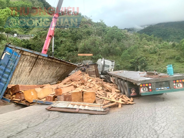 Hiện trường sảy ra tai nạn Hiện trường sảy ra tai nạn