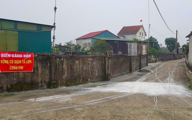 Dịch tả lợn châu Phi tại Hà Tĩnh đang diễn biến phức tạp, tiềm ẩn nguy cơ lây lan trên diện rộng. Dịch tả lợn châu Phi tại Hà Tĩnh đang diễn biến phức tạp, tiềm ẩn nguy cơ lây lan trên diện rộng.