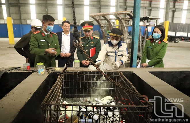 59kg pháo tự chế và thuốc pháo bị tiêu hủy tại Thái Nguyên