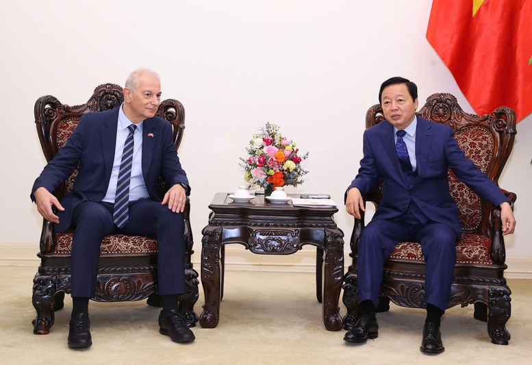 Phó Thủ tướng Trần Hồng Hà tiếp ông Reha Denemec, Phó Chủ tịch Tập đoàn Công nghiệp và Thương mại Xây dựng IC ICTAS, Tổng thầu đứng đầu Liên danh nhà thầu VETUR - Ảnh: VGP/Minh Khôi Phó Thủ tướng Trần Hồng Hà tiếp ông Reha Denemec, Phó Chủ tịch Tập đoàn Công nghiệp và Thương mại Xây dựng IC ICTAS, Tổng thầu đứng đầu Liên danh nhà thầu VETUR - Ảnh: VGP/Minh Khôi