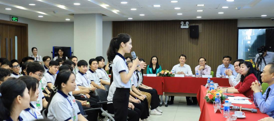 Tăng cường tuyên truyền sâu rộng trong Nhân dân nội dung Đề án Đưa người lao động đi làm việc ở nước ngoài theo hợp đồng Tăng cường tuyên truyền sâu rộng trong Nhân dân nội dung Đề án Đưa người lao động đi làm việc ở nước ngoài theo hợp đồng