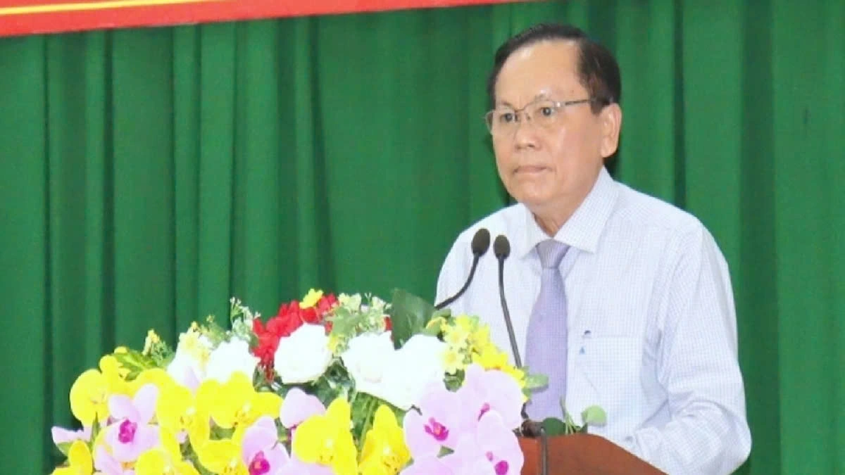 Ông Trần Văn Hên – Giám đốc Sở Nội vụ tỉnh Vĩnh Long