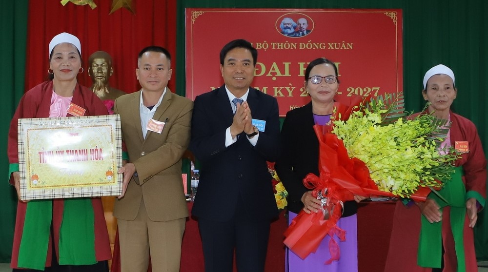 Bí thư Tỉnh ủy Thanh Hóa dự Đại hội chi bộ thôn Đồng Xuân