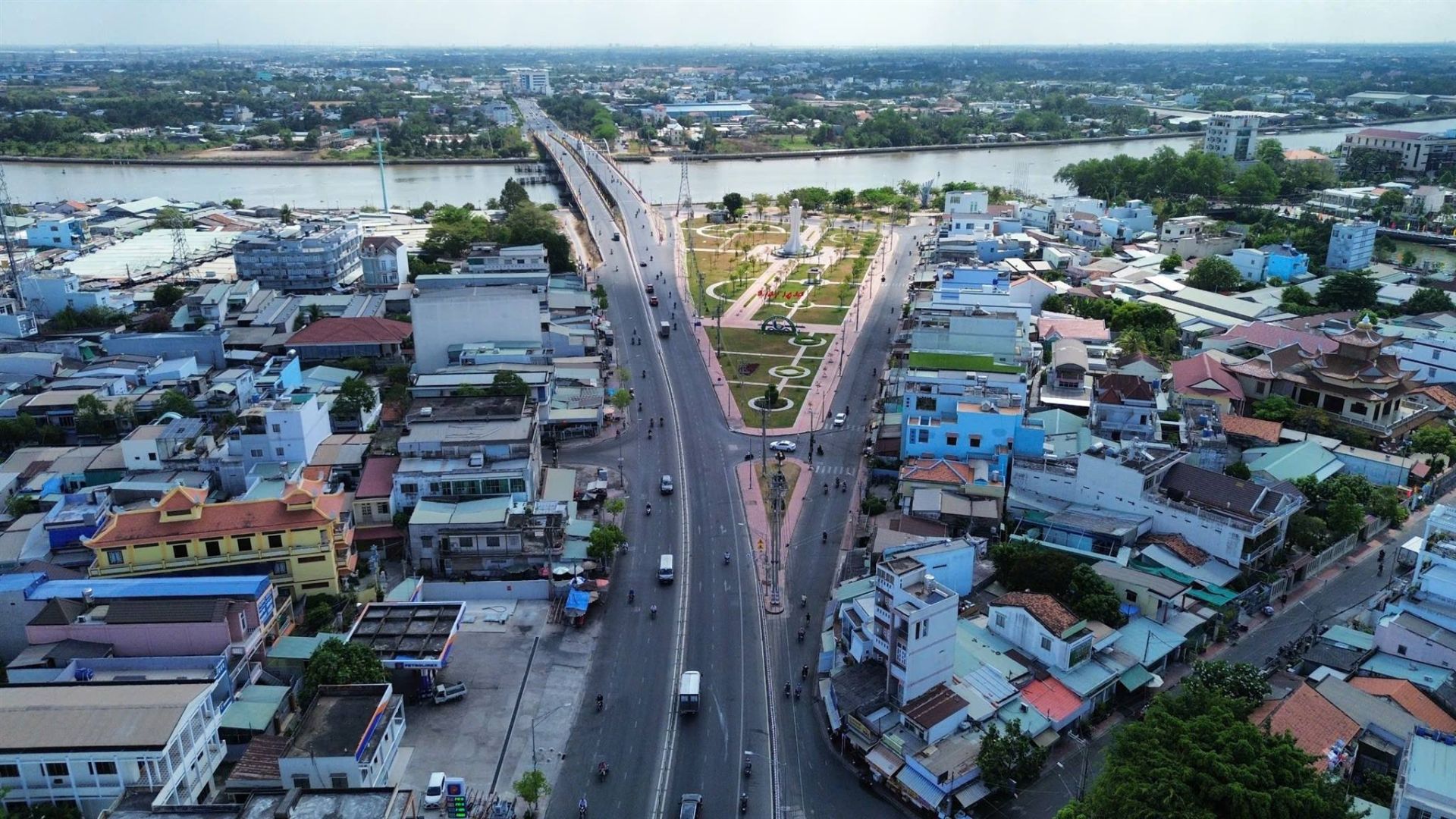 Long An tăng cường công tác duy tu sửa chữa, chỉnh trang đô thị