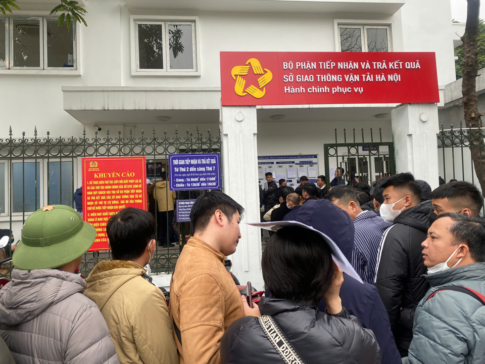 Hà Nội: Bảo đảm hoạt động cấp, đổi giấy phép lái xe cho người dân