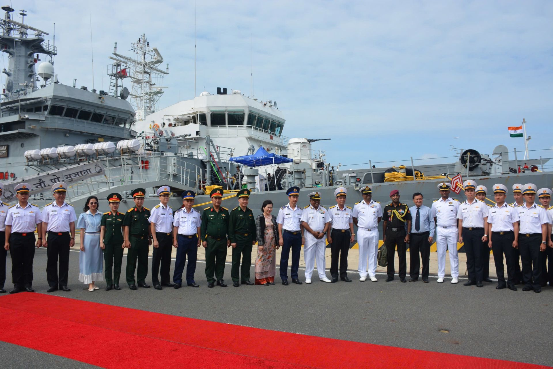 Tàu Hải quân và Lực lượng Bảo vệ bờ biển Ấn Độ thăm Khánh Hòa