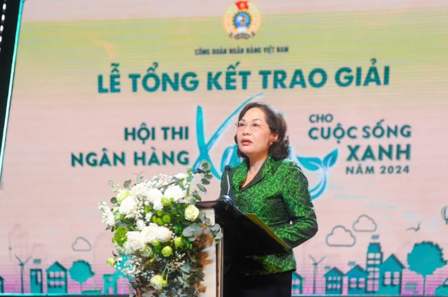 Thống đốc NHNN Nguyễn Thị Hồng phát biểu chỉ đạo tại Lễ tổng kết hội thi Thống đốc NHNN Nguyễn Thị Hồng phát biểu chỉ đạo tại Lễ tổng kết hội thi