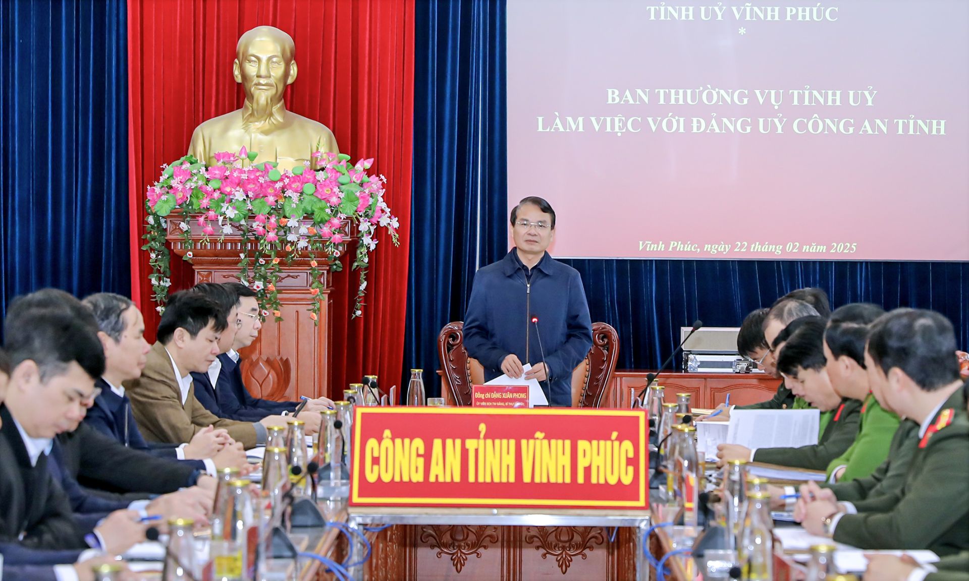 Xây dựng Công an nhân dân trong sạch, vững mạnh, chính quy, tinh nhuệ, hiện đại