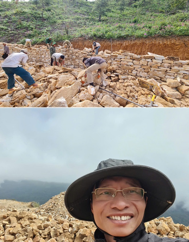 Ông Thắng cùng những người công nhân xếp từng viên đá thành tường bao quanh khu nghỉ dưỡng