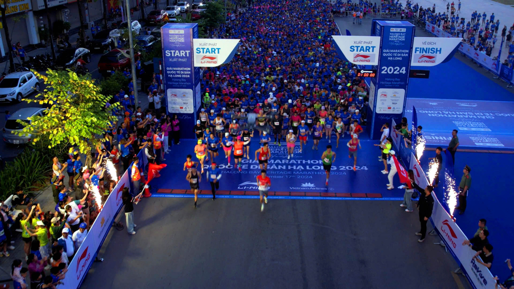 Trên 13.500 vận động viên đến từ 55 quốc gia đã tham gia Giải chạy Marathon Quốc tế Di sản Hạ Long (Halong Bay Heritage Marathon) năm 2024 diễn ra ngày 17/11 vừa qua.