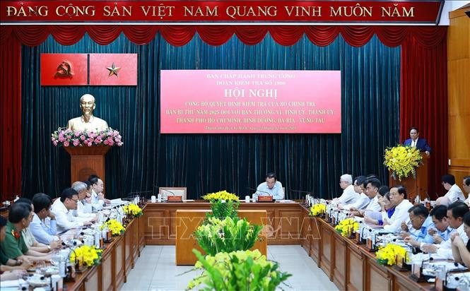 Thủ tướng Phạm Minh Chính, Trưởng đoàn kiểm tra số 1908 chủ trì hội nghị. Ảnh: Dương Giang/TTXVN Thủ tướng Phạm Minh Chính, Trưởng đoàn kiểm tra số 1908 chủ trì hội nghị. Ảnh: Dương Giang/TTXVN