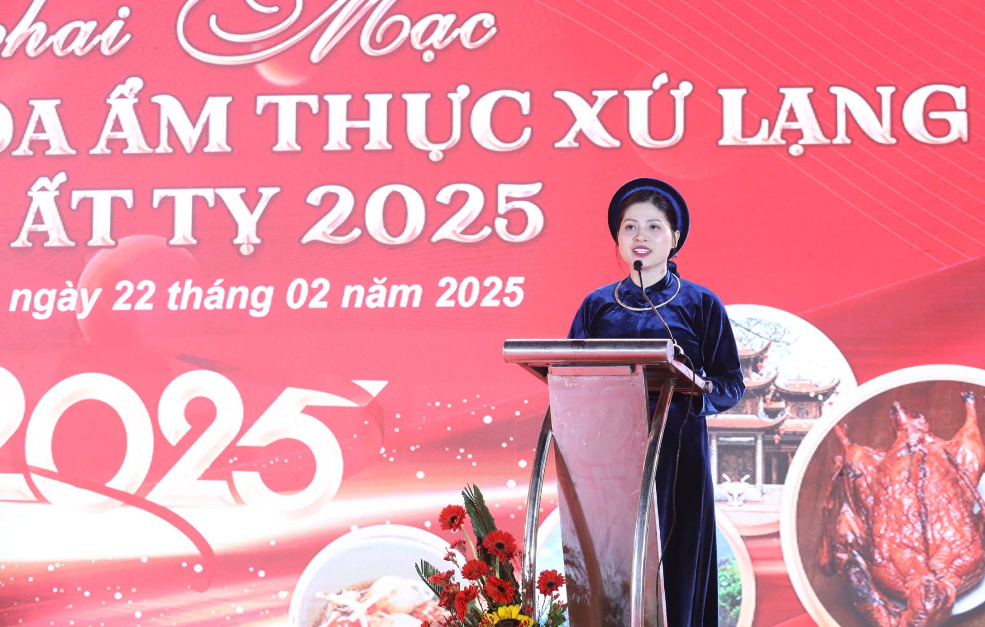 Phó Chủ tịch UBND thành phố Lạng Sơn Hoàng Minh Thảo phát biểu khai mạc Lễ hội Phó Chủ tịch UBND thành phố Lạng Sơn Hoàng Minh Thảo phát biểu khai mạc Lễ hội
