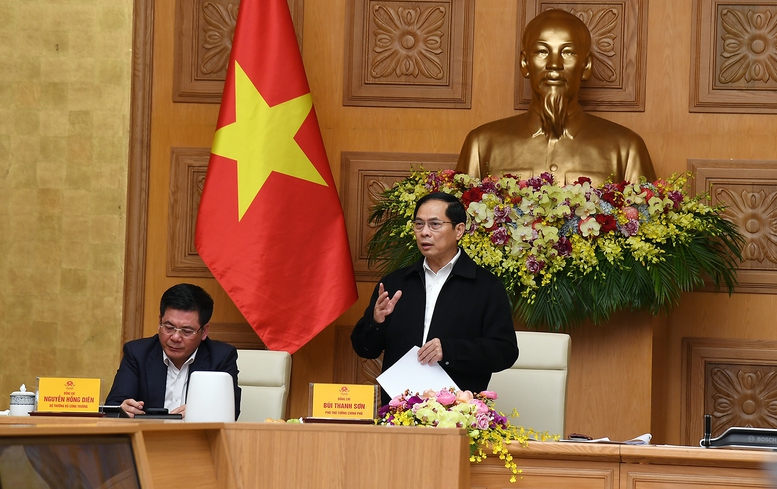 Phó Thủ tướng Bùi Thanh Sơn chủ trì Hội nghị trực tuyến với các địa phương về Đề án điều chỉnh Quy hoạch điện VIII - Ảnh: VGP/Hải Minh