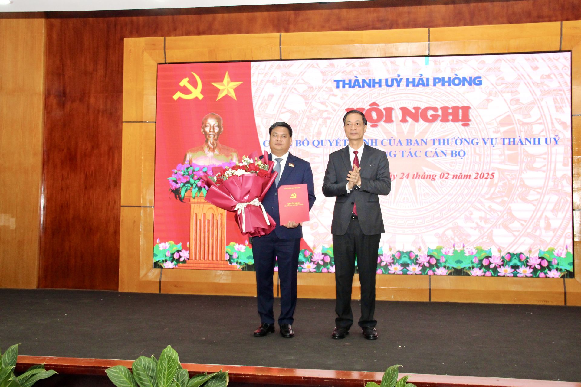 Đồng chí Lương Thế Quý giữ chức vụ Phó Bí thư Quận ủy An Dương, nhiệm kỳ 2020 - 2025