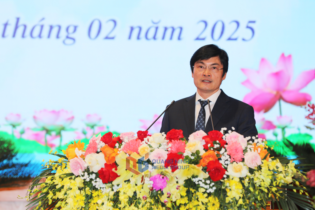 Ông Nguyễn Trọng Diện, Giám đốc Sở Y tế Quảng Ninh, ôn lại lịch sử của ngành.