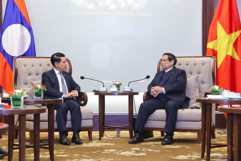 Thủ tướng điểm lại các dự án trọng điểm hai bên đang tích cực triển khai, đồng thời nhấn mạnh quyết tâm của Chính phủ Việt Nam nhằm hoàn tất các dự án hiện có và bước vào triển khai các dự án mới - Ảnh: VGP/Nhật Bắc Thủ tướng điểm lại các dự án trọng điểm hai bên đang tích cực triển khai, đồng thời nhấn mạnh quyết tâm của Chính phủ Việt Nam nhằm hoàn tất các dự án hiện có và bước vào triển khai các dự án mới - Ảnh: VGP/Nhật Bắc