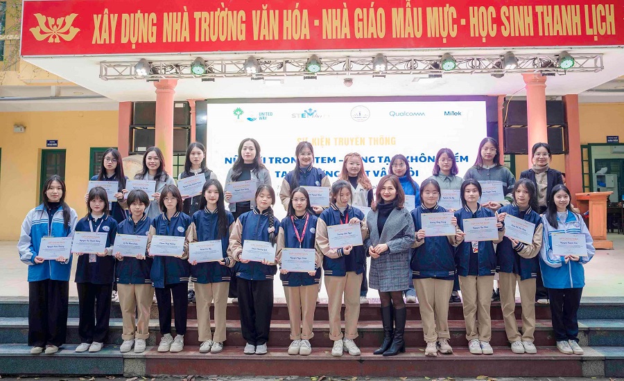 Viện MSD trao tặng giấy chứng nhận cho các Đại sứ đại học - Đại sứ đại học thuộc dự án STEMherVN 2024 Viện MSD trao tặng giấy chứng nhận cho các Đại sứ đại học - Đại sứ đại học thuộc dự án STEMherVN 2024