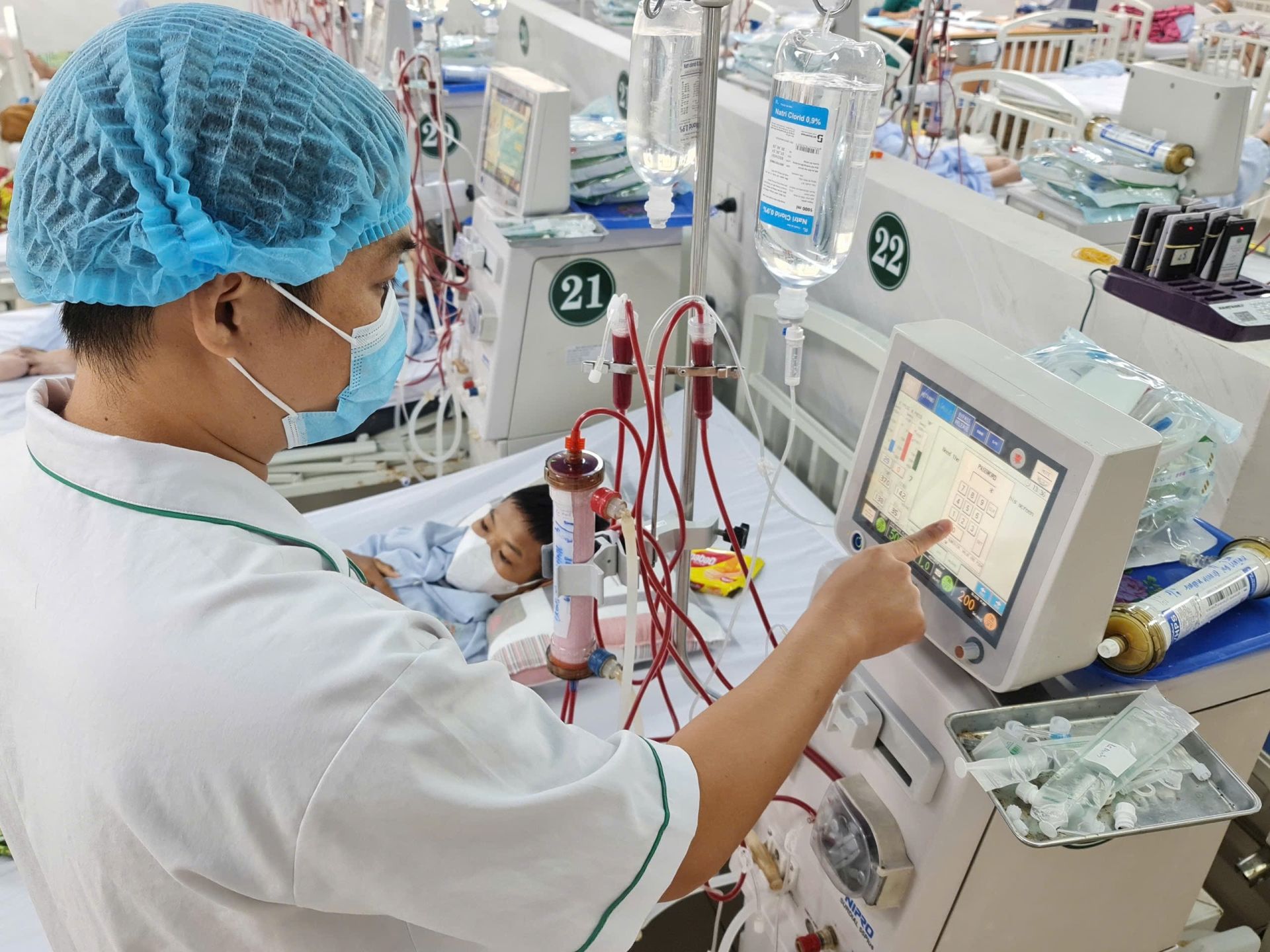 Việc thực hiện chuyển đổi số sẽ giúp ngành y tế cải thiện chất lượng dịch vụ, giảm thiểu thời gian chờ đợi của người bệnh và tăng cường hiệu quả điều trị
