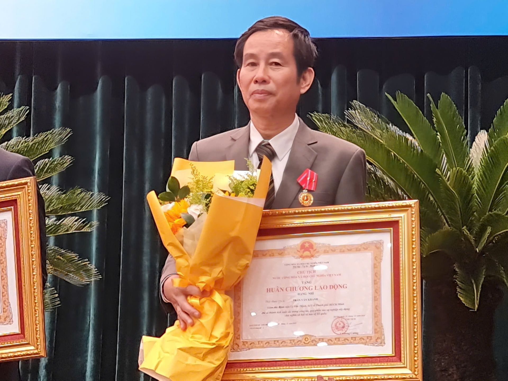 BS.CKII Trần Văn Khanh, Giám đốc Bệnh viện Lê Văn Thịnh
