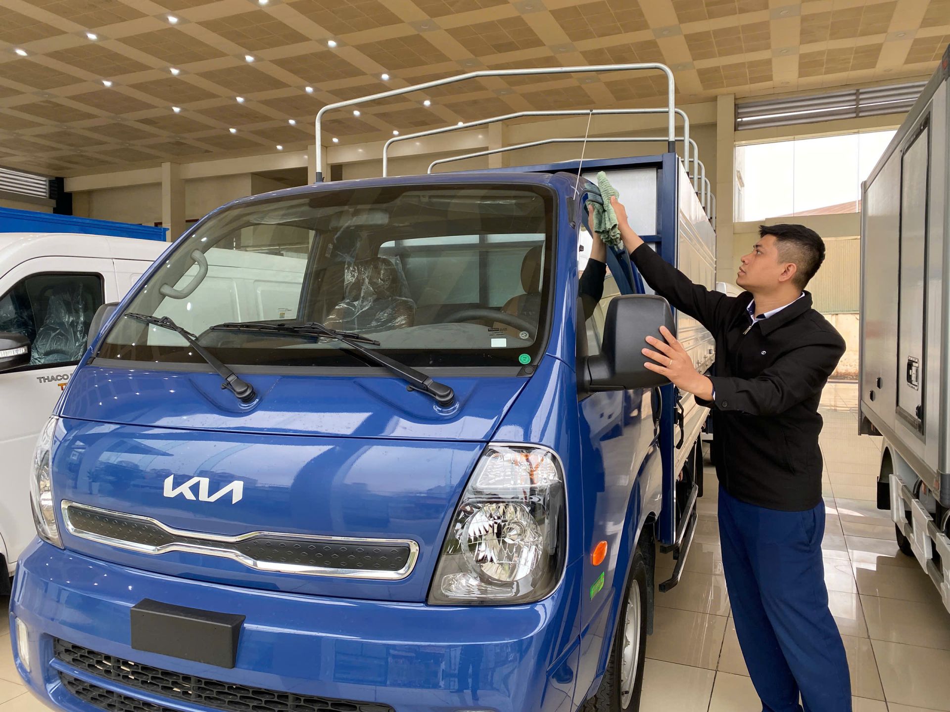 Anh Phúc luôn tỉ mỉ, tận tâm trong từng công việc