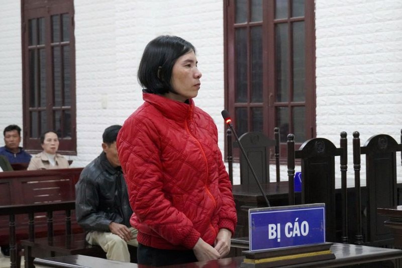 Bị cáo Nguyễn Thị Loan tại phiên tòa.