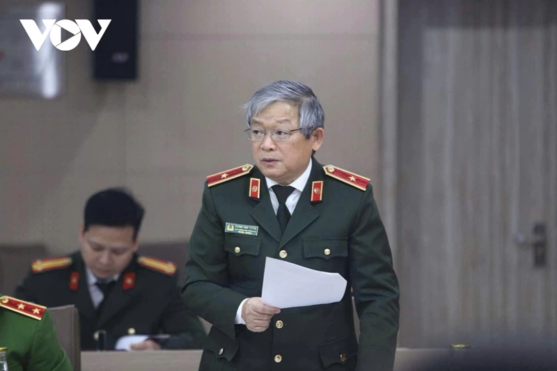 Người phát ngôn Bộ Công an - Thiếu tướng Hoàng Anh Tuyên Người phát ngôn Bộ Công an - Thiếu tướng Hoàng Anh Tuyên