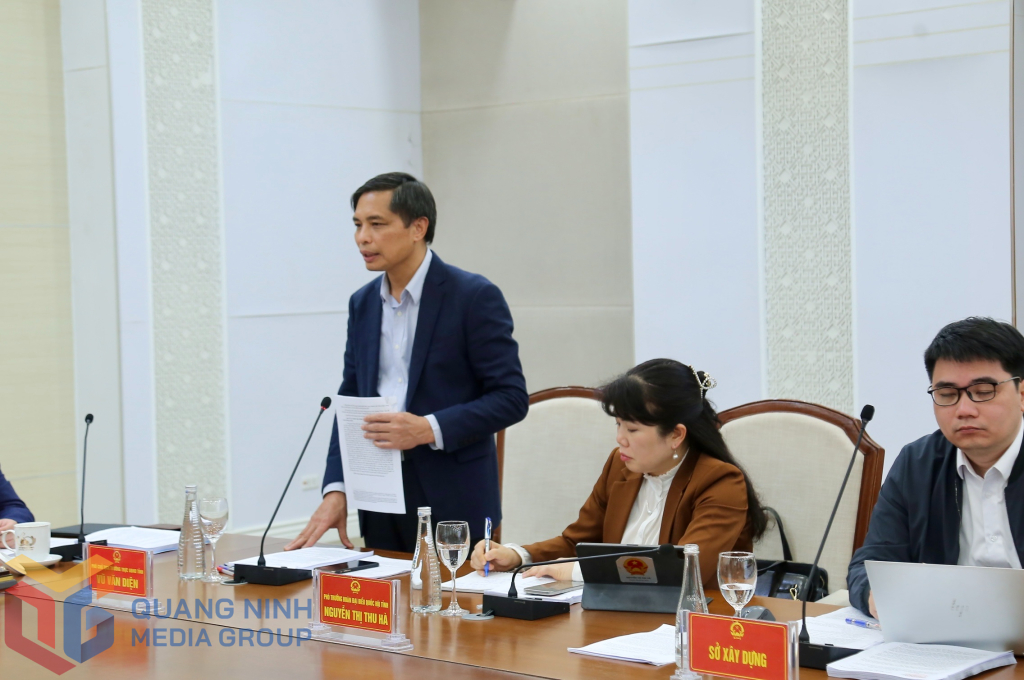 Ông Vũ Văn Diện, Phó Chủ tịch Thường trực UBND tỉnh Quảng Ninh phát biểu tại buổi làm việc. Ông Vũ Văn Diện, Phó Chủ tịch Thường trực UBND tỉnh Quảng Ninh phát biểu tại buổi làm việc.