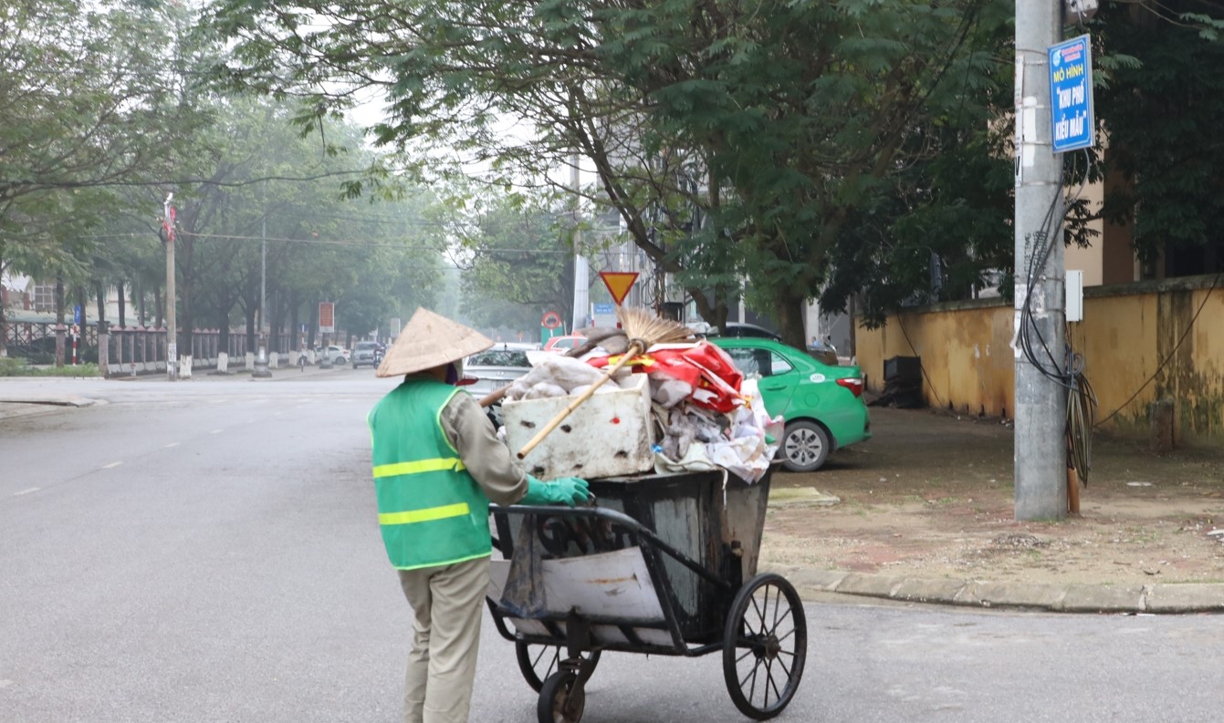 Huyện Y&ecirc;n Phong Phấn đấu 100% c&aacute;c x&atilde;, thị trấn triển khai ph&acirc;n loại chất thải rắn sinh hoạt tại nguồn