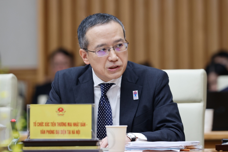 Ông Ozasa Haruhiko, Trưởng đại diện Tổ chức Xúc tiến thương mại Nhật Bản (JETRO) Hà Nội phát biểu tại tọa đàm - Ảnh: VGP/Nhật Bắc