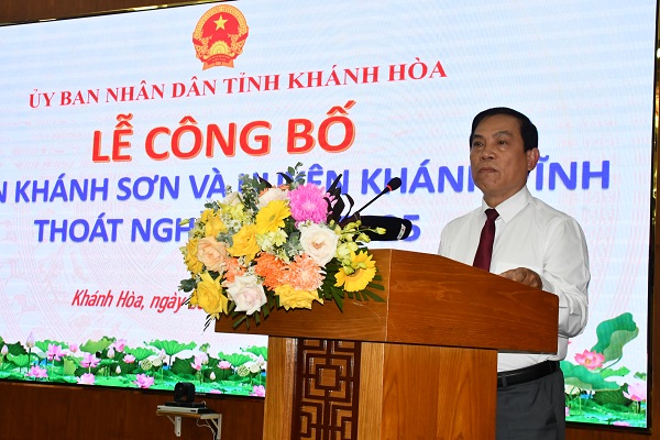 Ông Cao Thanh Vũ- Phó Giám đốc sở Nông nghiệp và Môi trường công bố quyết định của Thủ tướng.