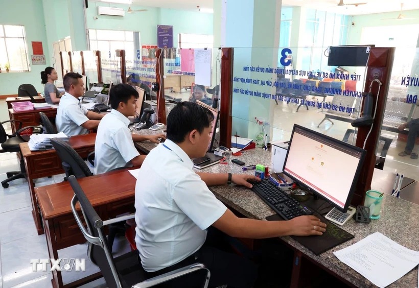 Quy định mới về cơ quan chuyên môn thuộc UBND cấp tỉnh, huyện, áp dụng từ ngày hôm nay. Ảnh internet.