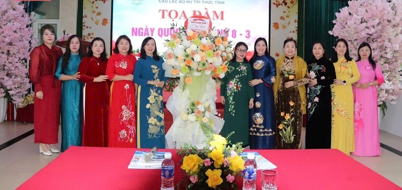 Câu lạc bộ Nữ trí thức tỉnh Thanh Hóa tọa đàm Ngày Quốc tế Phụ nữ 8/3