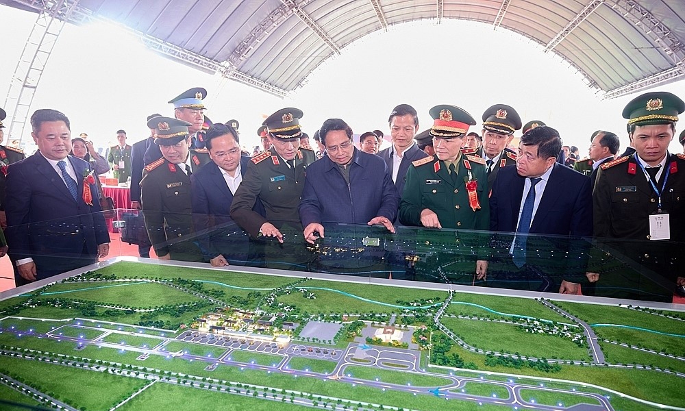Thủ tướng Chính phủ Phạm Minh Chính dự Lễ khởi công Dự án xây dựng sân bay Gia Bình tỉnh Bắc Ninh sáng 10/12/2024. Thủ tướng Chính phủ Phạm Minh Chính dự Lễ khởi công Dự án xây dựng sân bay Gia Bình tỉnh Bắc Ninh sáng 10/12/2024.