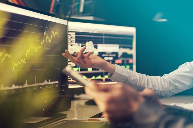 VN-Index hôm nay: Nhà đầu tư xem xét nhóm cổ phiếu dầu khí, bất động sản, xuất nhập khẩu. Ảnh minh họa, nguồn internet.