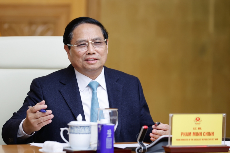 Thủ tướng mong các doanh nghiệp EU hưởng ứng, tham gia, đồng hành cùng Việt Nam để đạt được mục tiêu tăng trưởng cao, phát triển nhanh nhưng phải bền vững, mang lại lợi ích cho chính các doanh nghiệp, người dân và quan hệ song phương giữa Việt Nam với từng quốc gia thành viên và EU nói chung - Ảnh: VGP/Nhật Bắc Thủ tướng mong các doanh nghiệp EU hưởng ứng, tham gia, đồng hành cùng Việt Nam để đạt được mục tiêu tăng trưởng cao, phát triển nhanh nhưng phải bền vững, mang lại lợi ích cho chính các doanh nghiệp, người dân và quan hệ song phương giữa Việt Nam với từng quốc gia thành viên và EU nói chung - Ảnh: VGP/Nhật Bắc