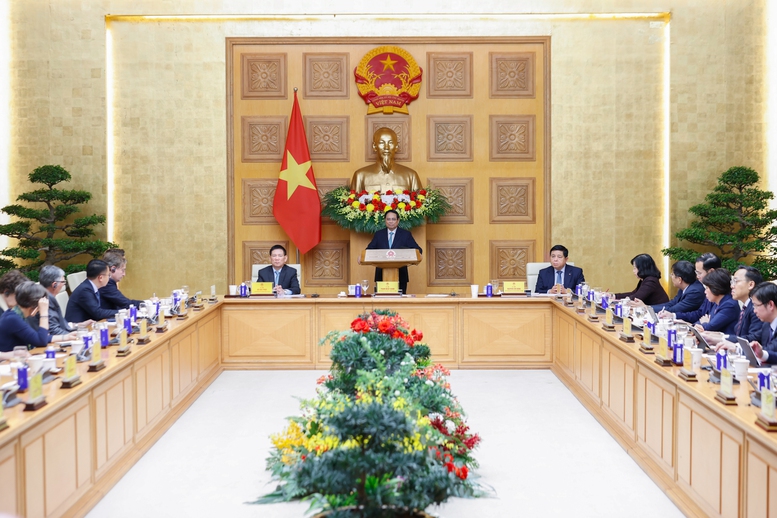 Thủ tướng giao Bộ Tài chính, Văn phòng Chính phủ tổng hợp, trình ban hành thông báo kết luận của Thủ tướng sau tọa đàm để các chủ thể thực hiện - Ảnh: VGP/Nhật Bắc Thủ tướng giao Bộ Tài chính, Văn phòng Chính phủ tổng hợp, trình ban hành thông báo kết luận của Thủ tướng sau tọa đàm để các chủ thể thực hiện - Ảnh: VGP/Nhật Bắc