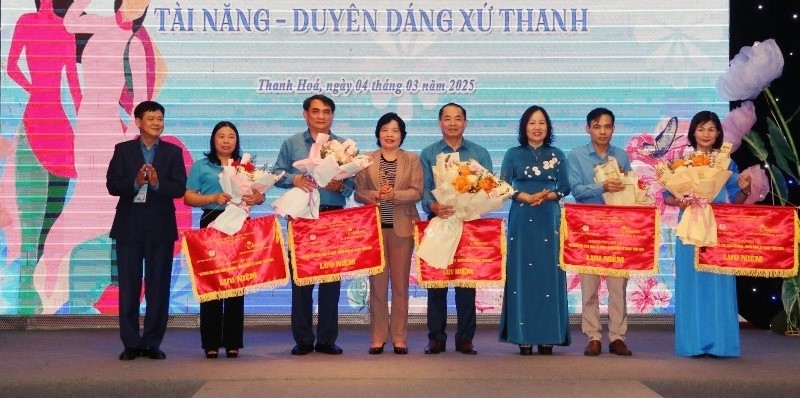 Hội thi “Nữ đoàn viên công đoàn tài năng - duyên dáng xứ Thanh”